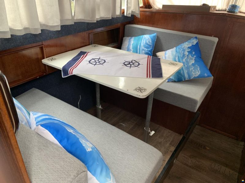 Polaris Kajütboot