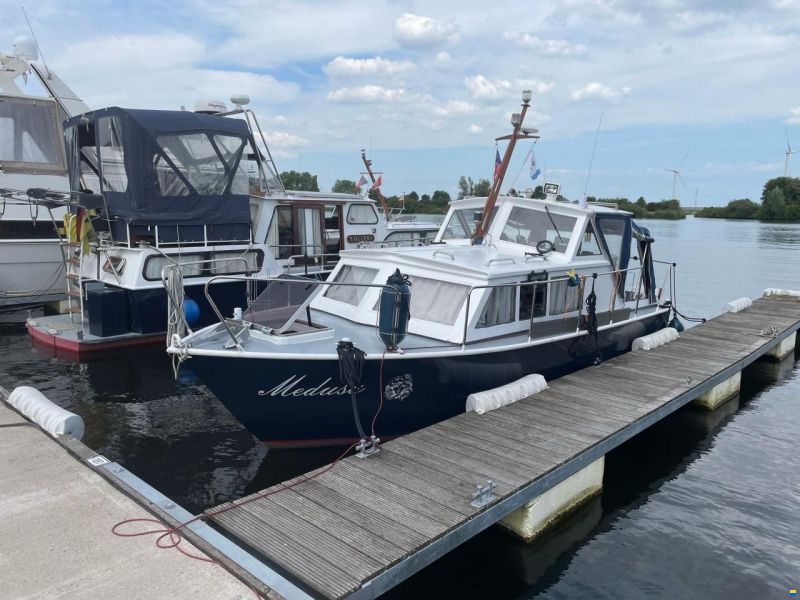 Polaris Kaj&uuml;tboot