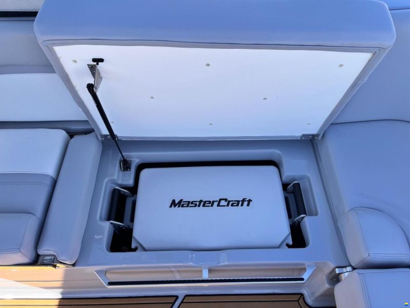MasterCraft X24