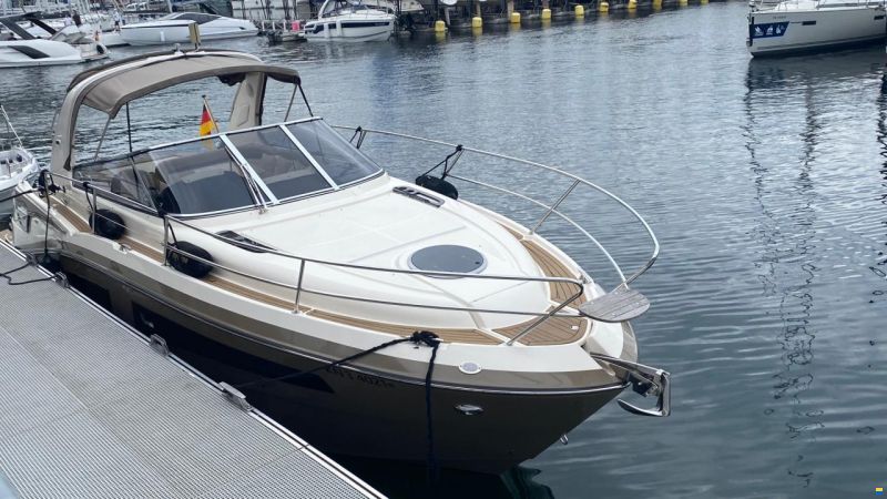 Europe Marine Viper 323s