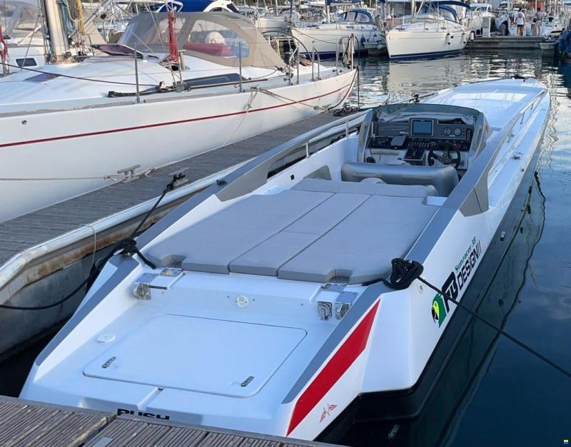 FB Design Buzzi Sunracer 38