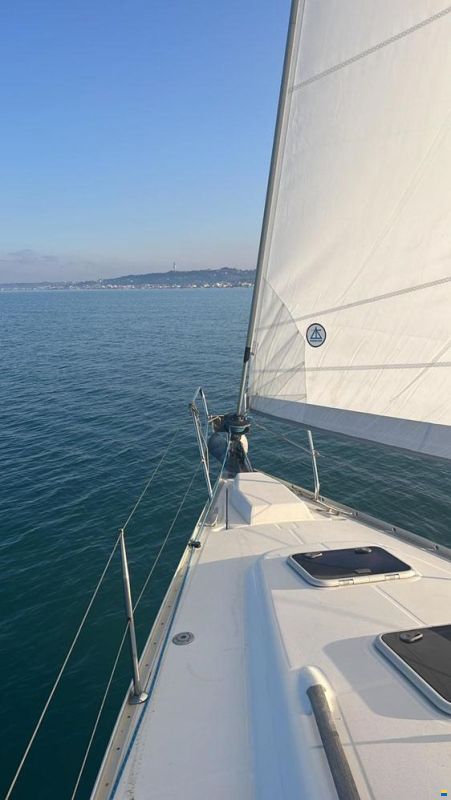 Beneteau Oceanis Clipper 393