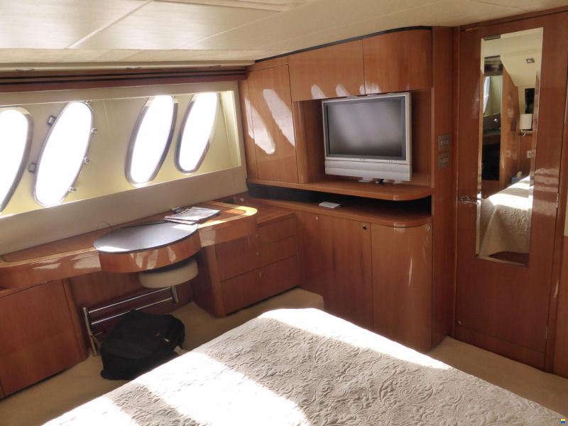 Sealine T-60