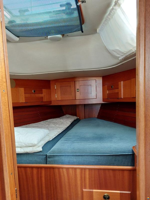Hallberg-Rassy HR 34