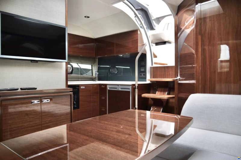 Princess V40