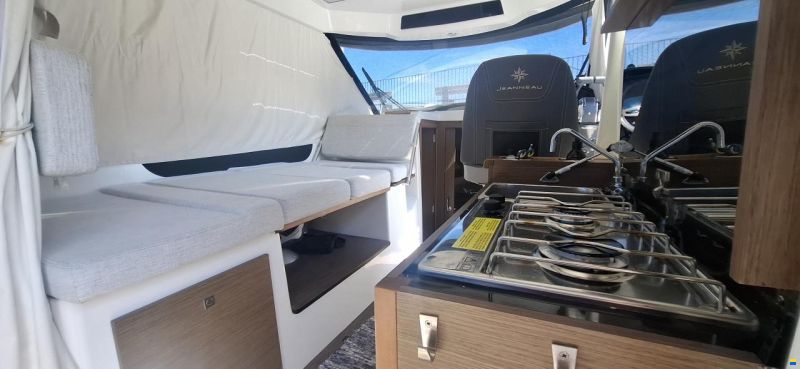 Jeanneau Merry fisher 895