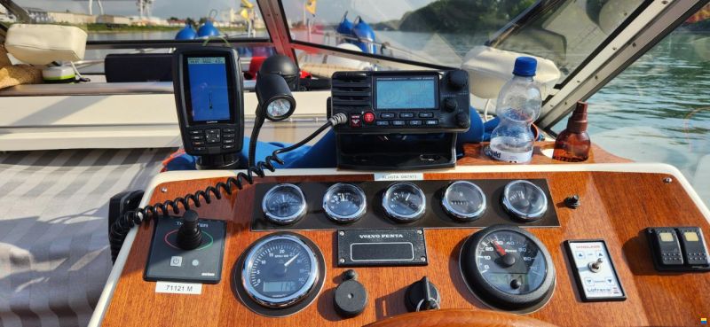 Polar Explorer 28