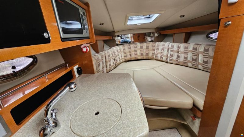 Chaparral 250 Signature