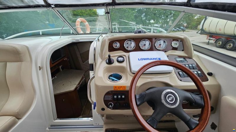 Chaparral 250 Signature