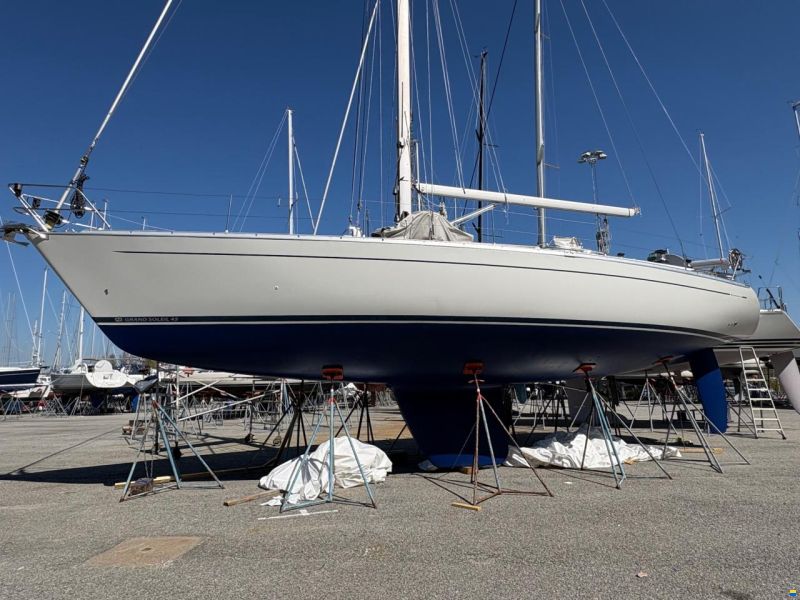 Grand Soleil 45