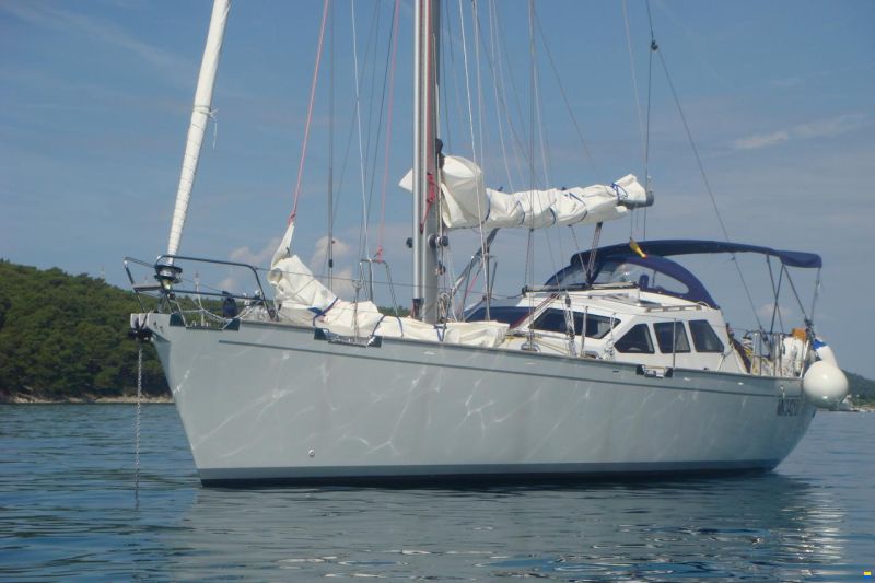 Cantiere Alto Adriatico DIX 38