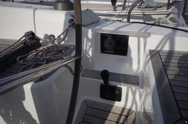 Hanse 370 - 1.HAND/NEUE LACKIERUNG nach Wunsch