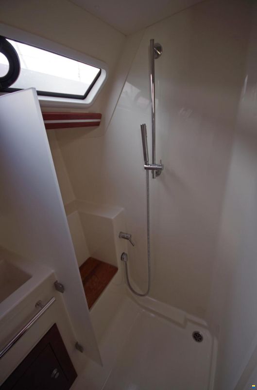 Hanse 370 - 1.HAND/NEUE LACKIERUNG nach Wunsch