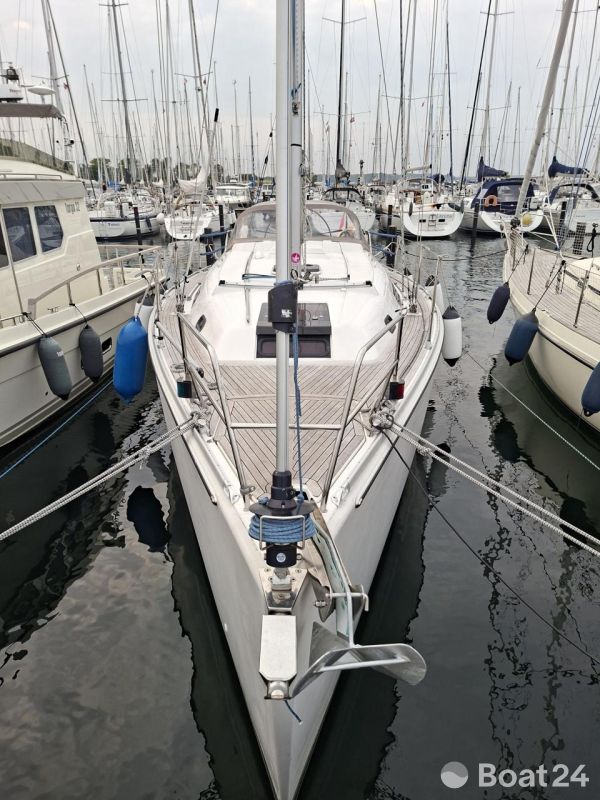 Hanse 370