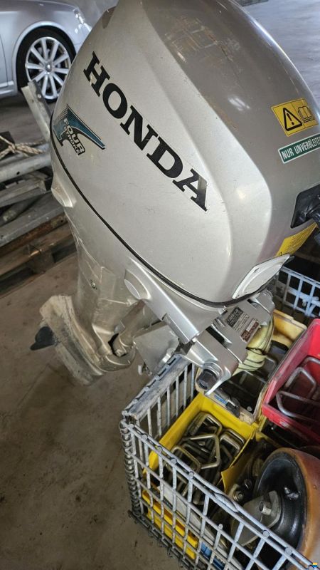 Honda BF 8