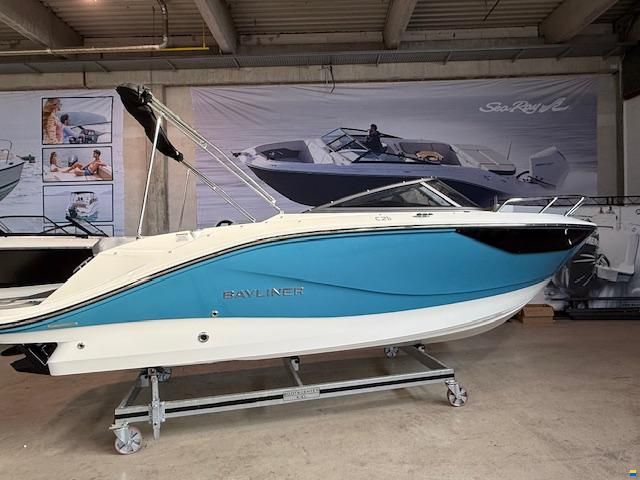 Bayliner C21i Cuddy IB Premiere
