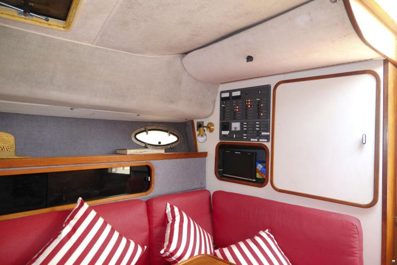 Tiara 31 Open