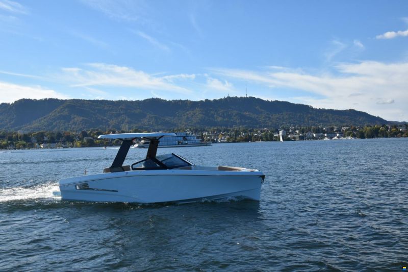 Ganz Boats Ovation 7X Open