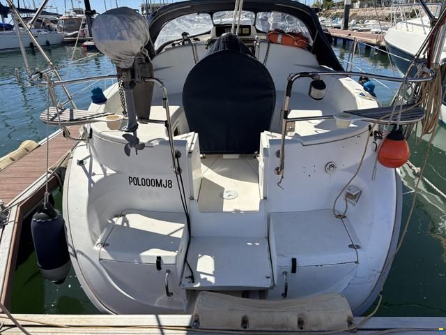 Hunter Marine 336