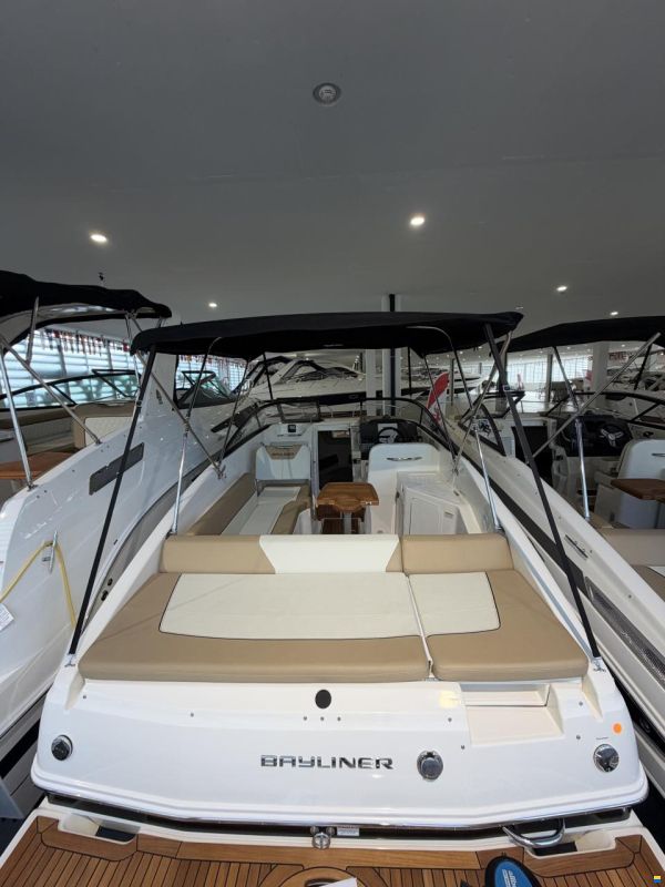 Bayliner 742 R