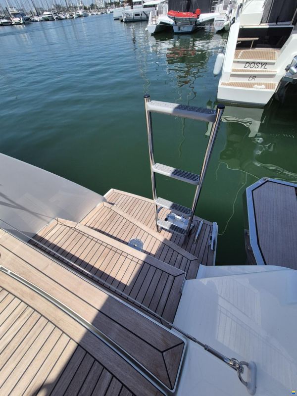 Fountaine Pajot AURA 51