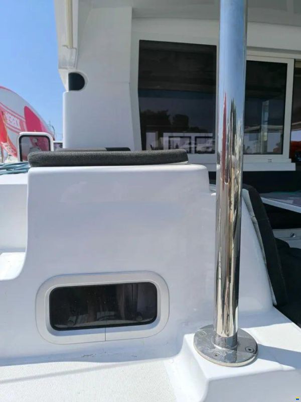 Lagoon 40