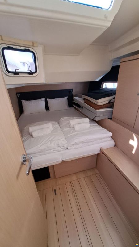 Beneteau Oceanis 51.1