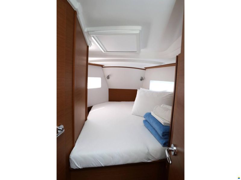 Jeanneau Sun Odyssey 380
