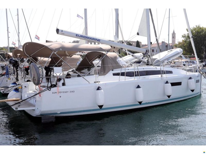 Jeanneau Sun Odyssey 380