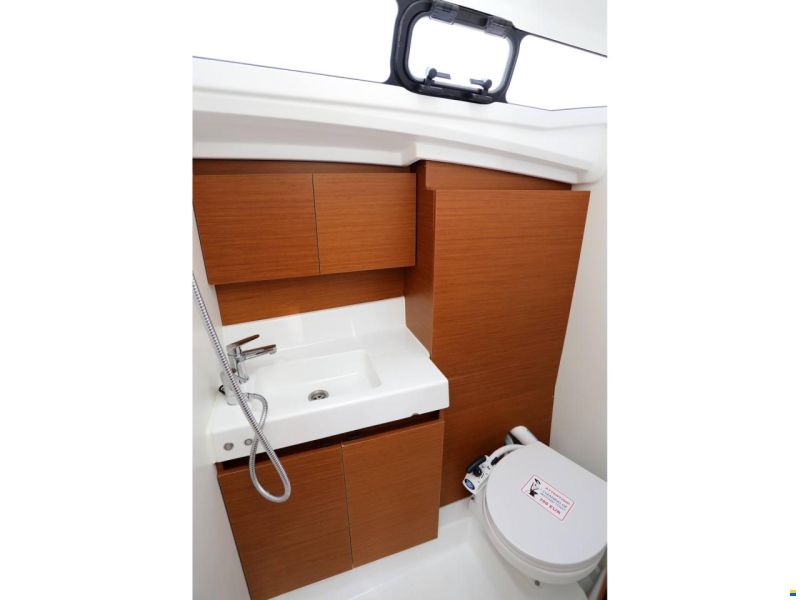 Jeanneau Sun Odyssey 380
