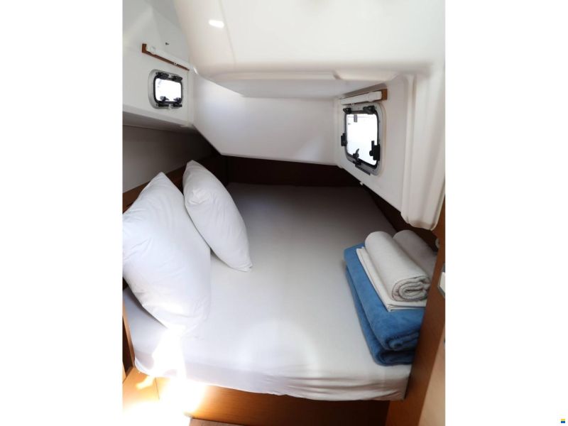 Jeanneau Sun Odyssey 380