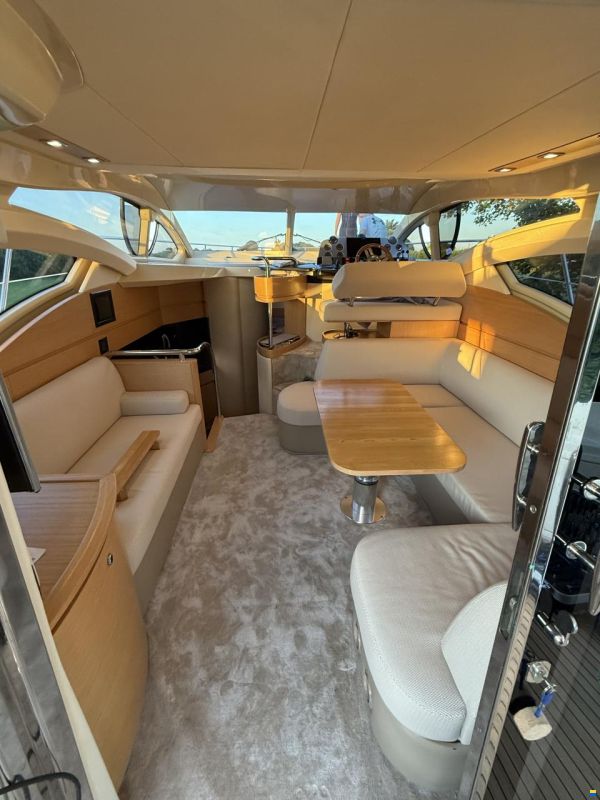 Azimut 43 Flybridge