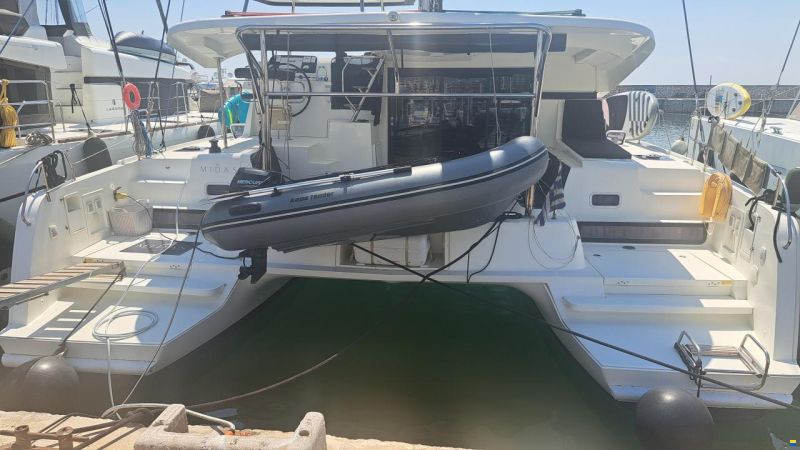 Lagoon 42