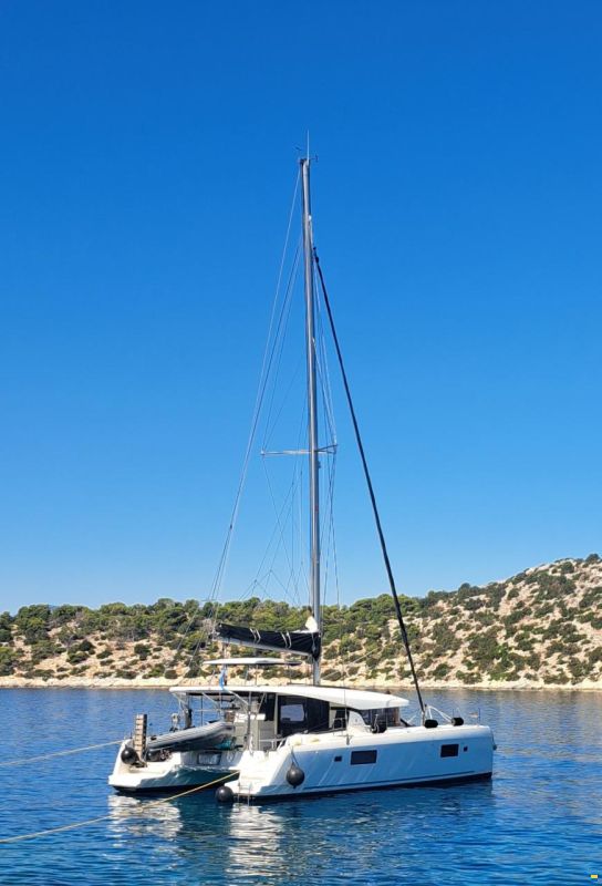 Lagoon 42