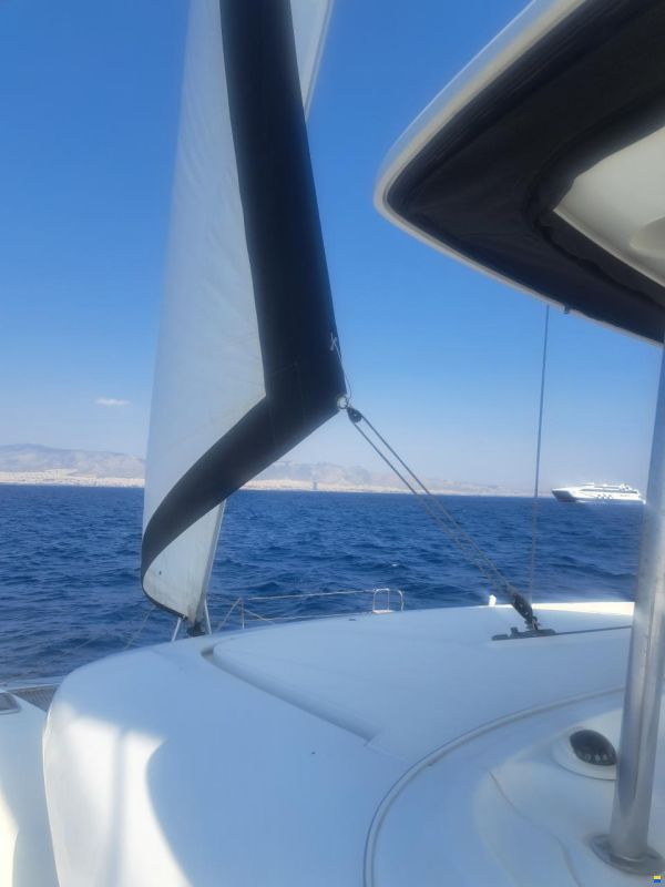 Lagoon 42