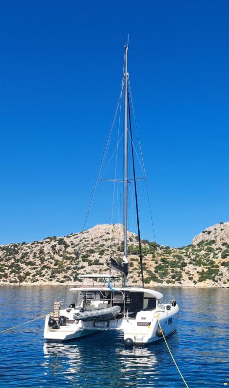 Lagoon 42
