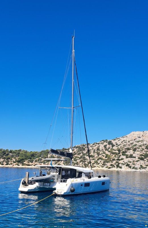 Lagoon 42