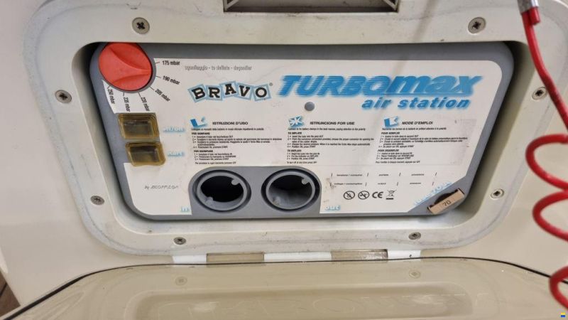 Scanner Envy 710 RIB 300pk met trailer