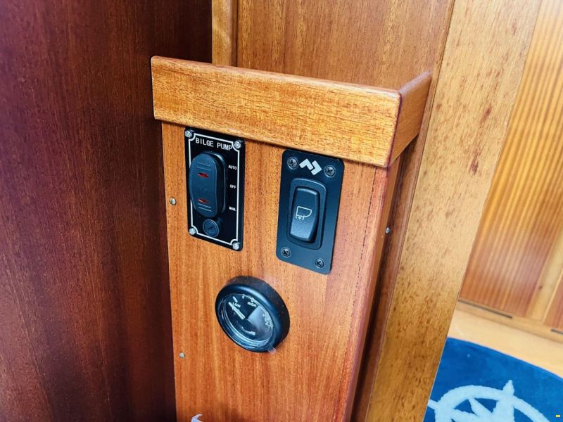 Coronet 32 Oceanfarer