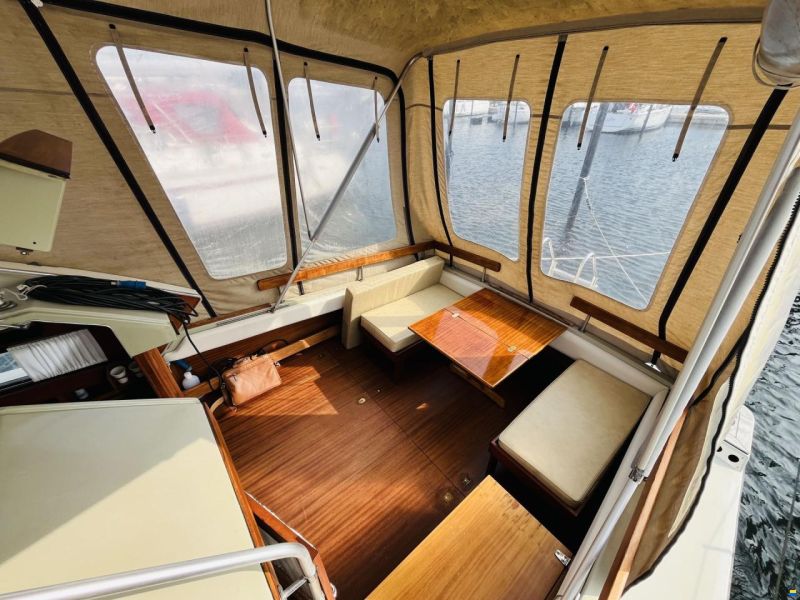 Coronet 32 Oceanfarer