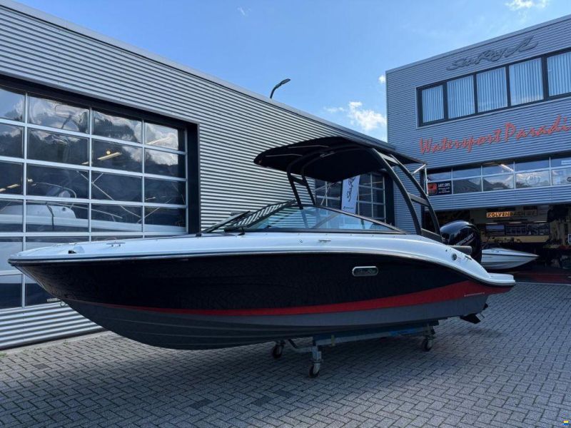 Sea Ray SPX 190