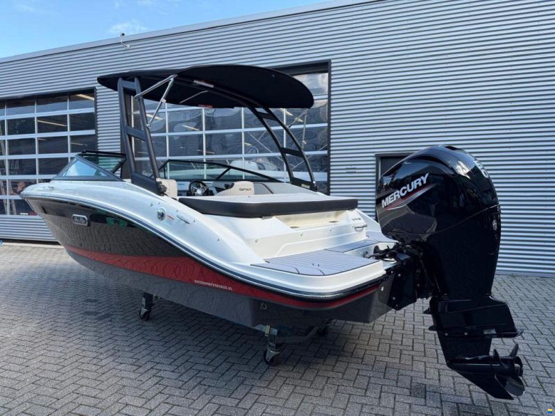 Sea Ray SPX 190