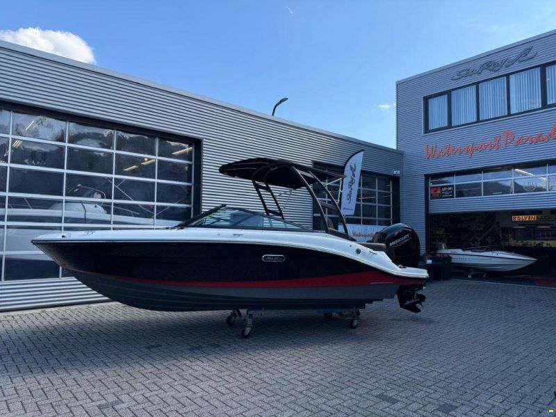 Sea Ray SPX 190