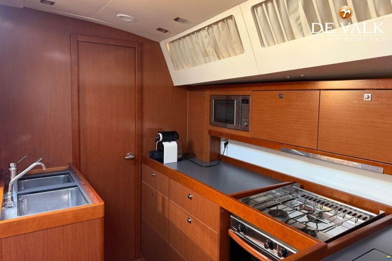 Beneteau Oceanis 48