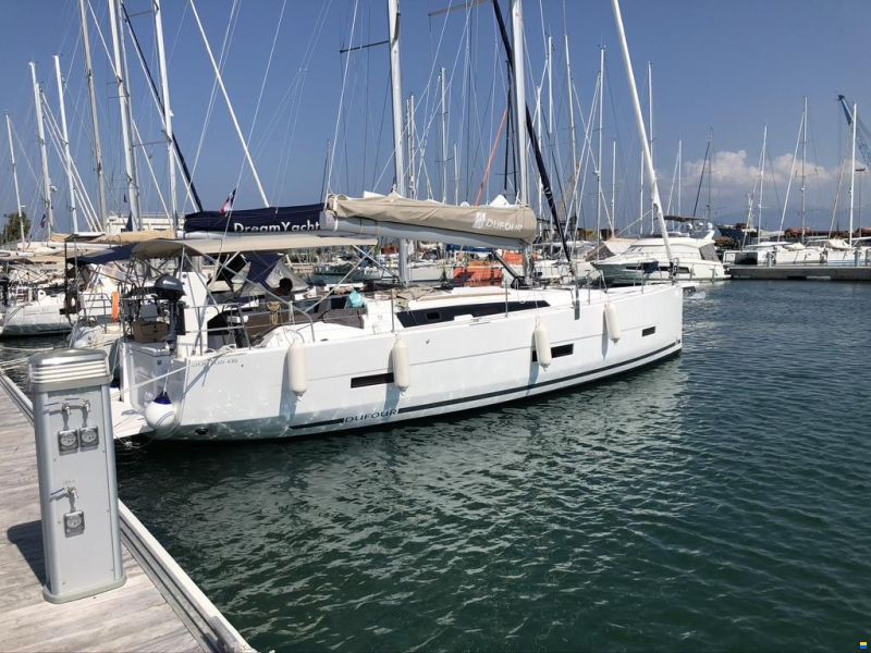 Dufour 430 GL