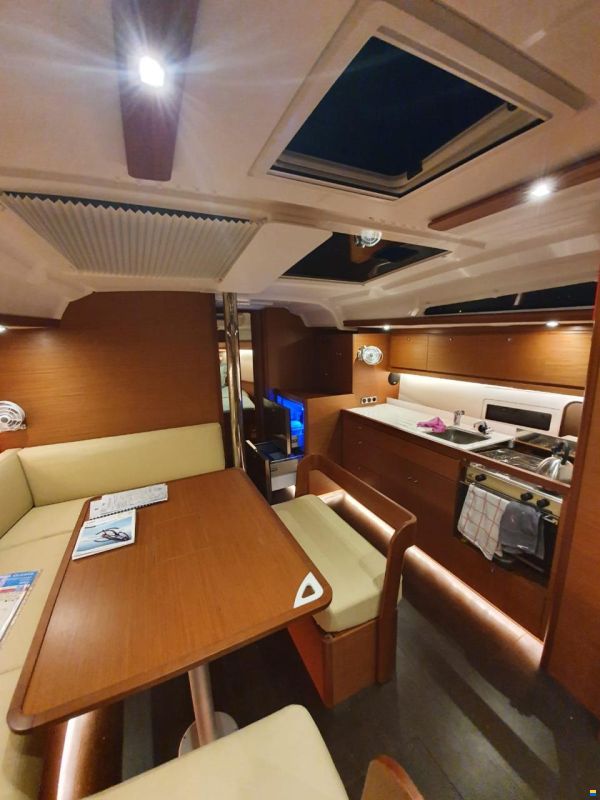 Dufour 430 GL