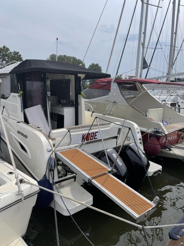 Quicksilver 905 Weekend