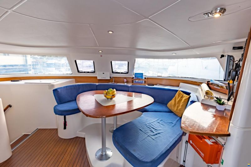 Fountaine Pajot Lavezzi 40