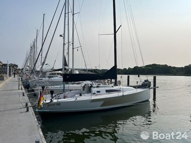 J Boats J99