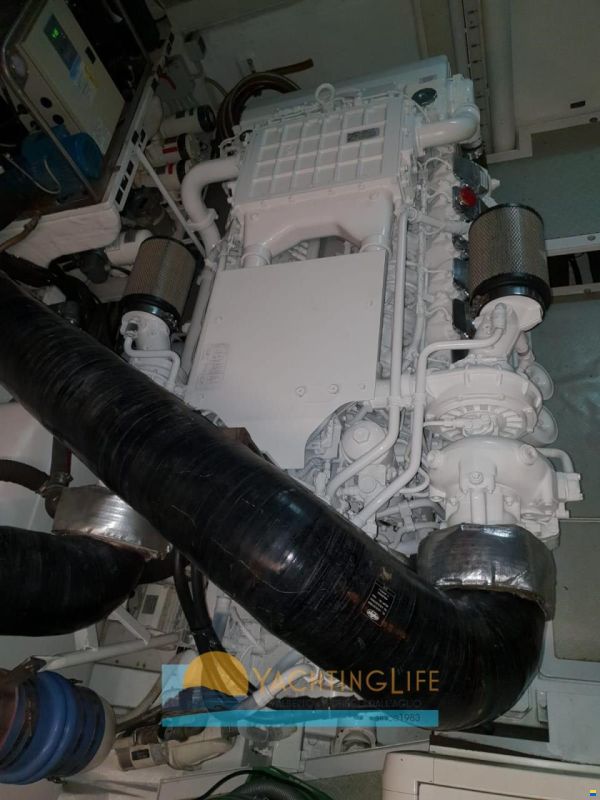 Pershing 56'